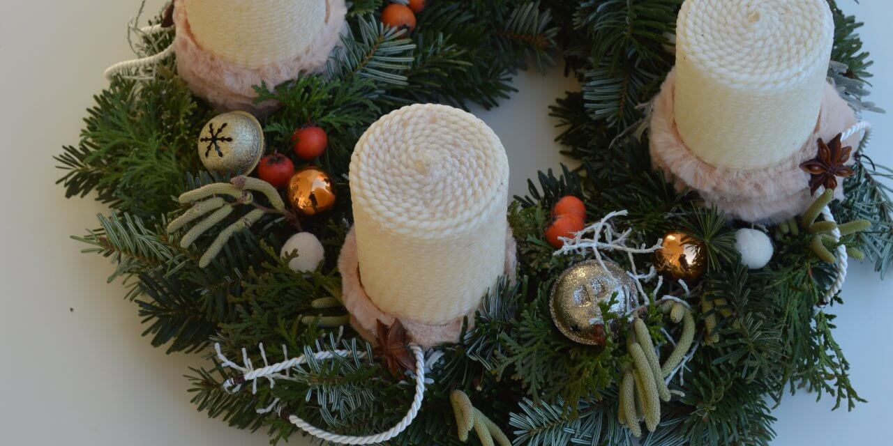 „Neked csak egy koszorú, nekik a karácsony”