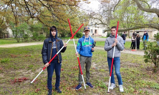 Kitűzőrudakkal gazdagodott a szak eszközparkja